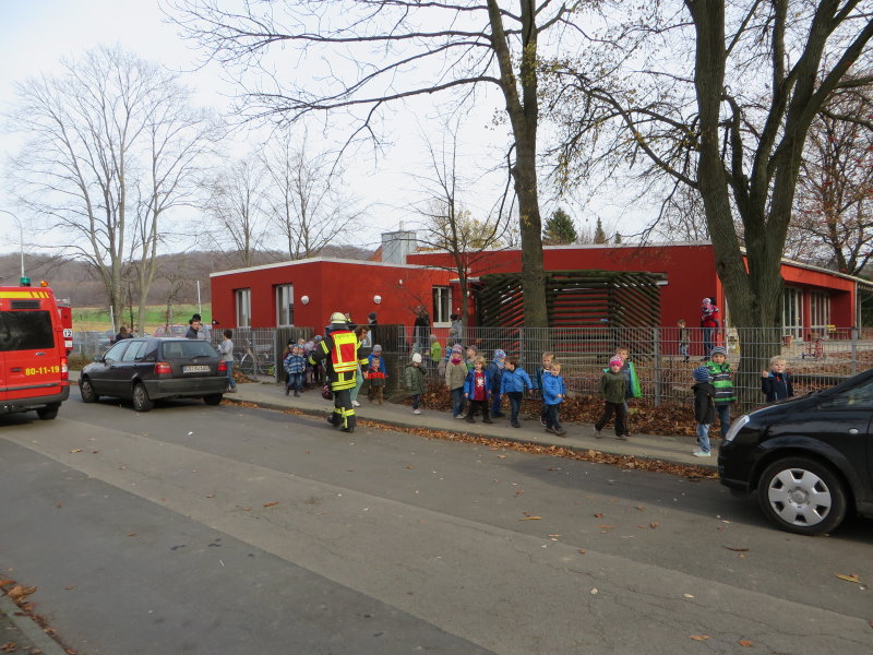 Evakuierungsübung in Grundschule und Kindergarten